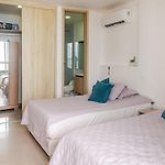 Apartamento Moderno y lujoso con vista al mar Piso 1903 - cerca a ciudad amurallada