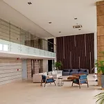 Apartamento Moderno y lujoso con vista al mar Piso 1903 - cerca a ciudad amurallada